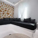 Georgia's Collection Apartment *