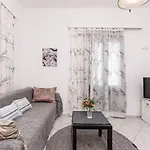 Georgia's Collection Apartment *